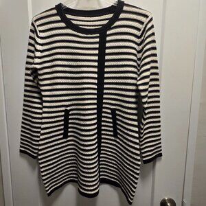 Women's Cotton Blend Black/White Striipe Asymetric Style L/S Sweater - Sze Large